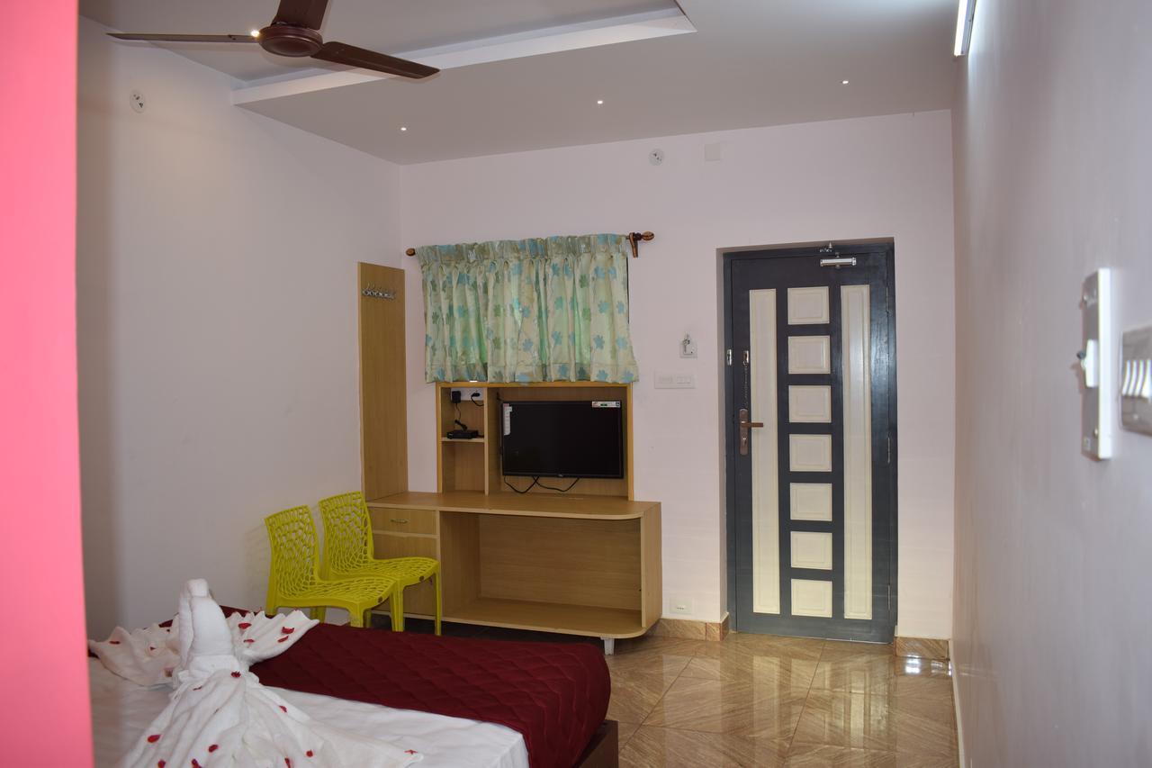 Wind Chimes Hotell Kuilapalayam Eksteriør bilde